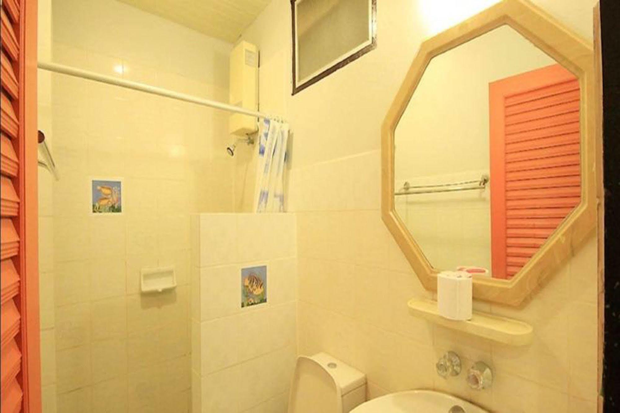 The Palm Delight Lodge Jomtien Beach Exterior photo